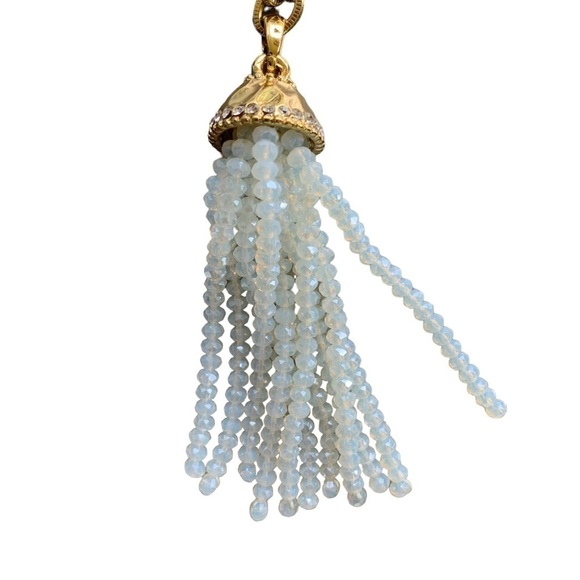 🆕 Adrienne Goldtone Tassel Necklace White 18” Chain 4” Tassel - Picture 2 of 5